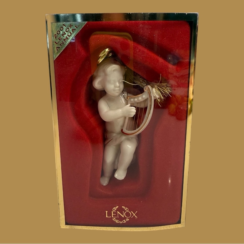 Vintage 2001 Lenox Annual Cherub Christmas Ornament Angel Playing Harp Y2K - Picture 1 of 11